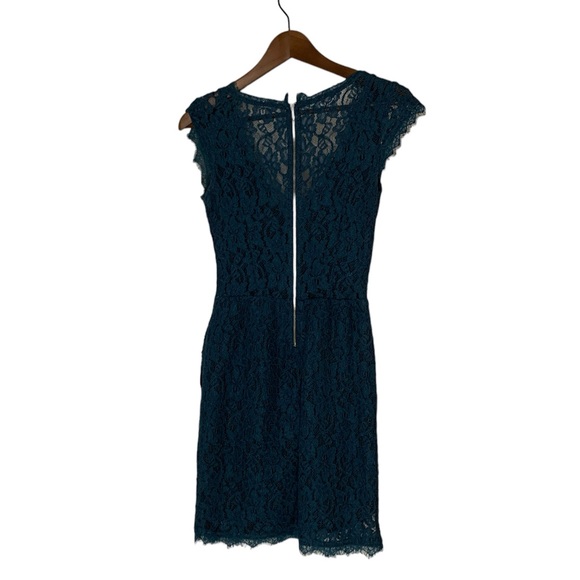 Aritzia Babaton Blue Lace Dress with Pockets - Picture 3 of 5